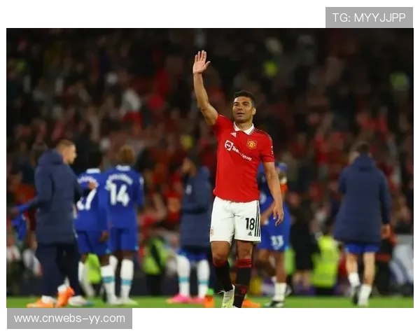 卡塞米罗确认赛季末离队，曼联功勋中场告别老特拉福德